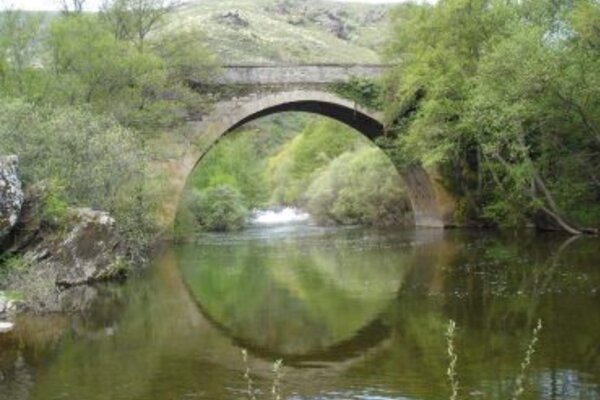 ponte_sobre_o_rio_macas_370x255