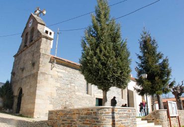 Igreja de São Pedro, matriz de Avelanoso
