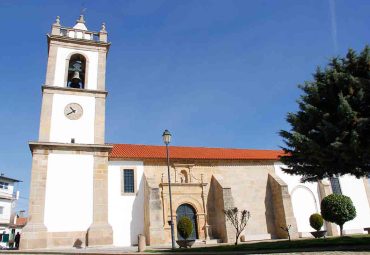 Igreja de São Sebastião, paroquial de Algoso